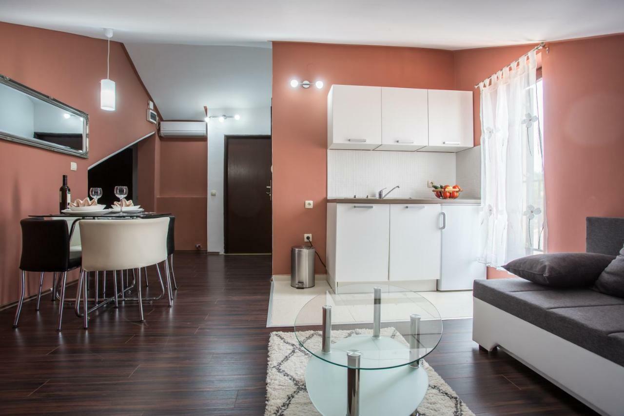 Apartments Tb Porat  Kültér fotó