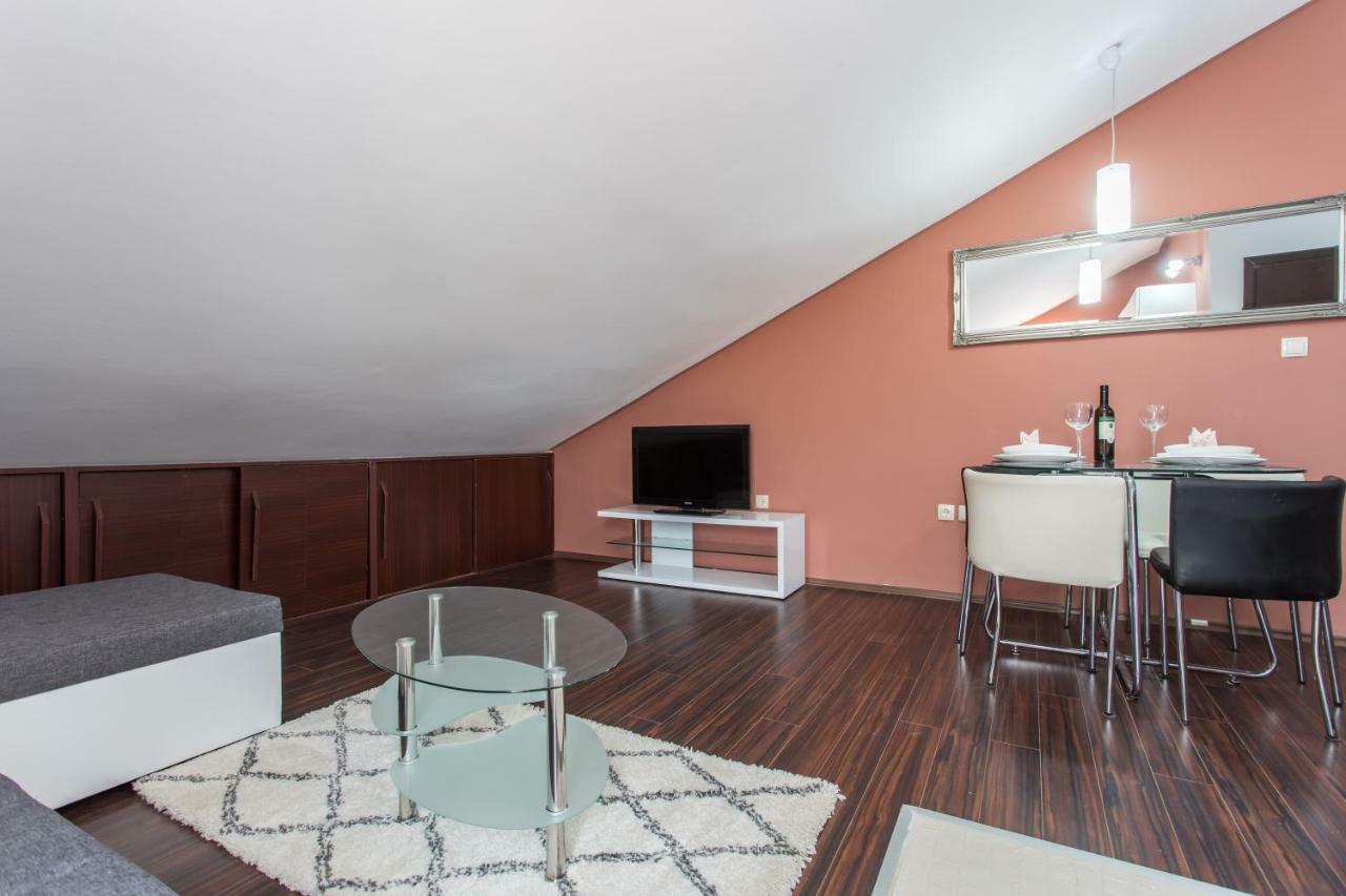 Apartments Tb Porat  Kültér fotó